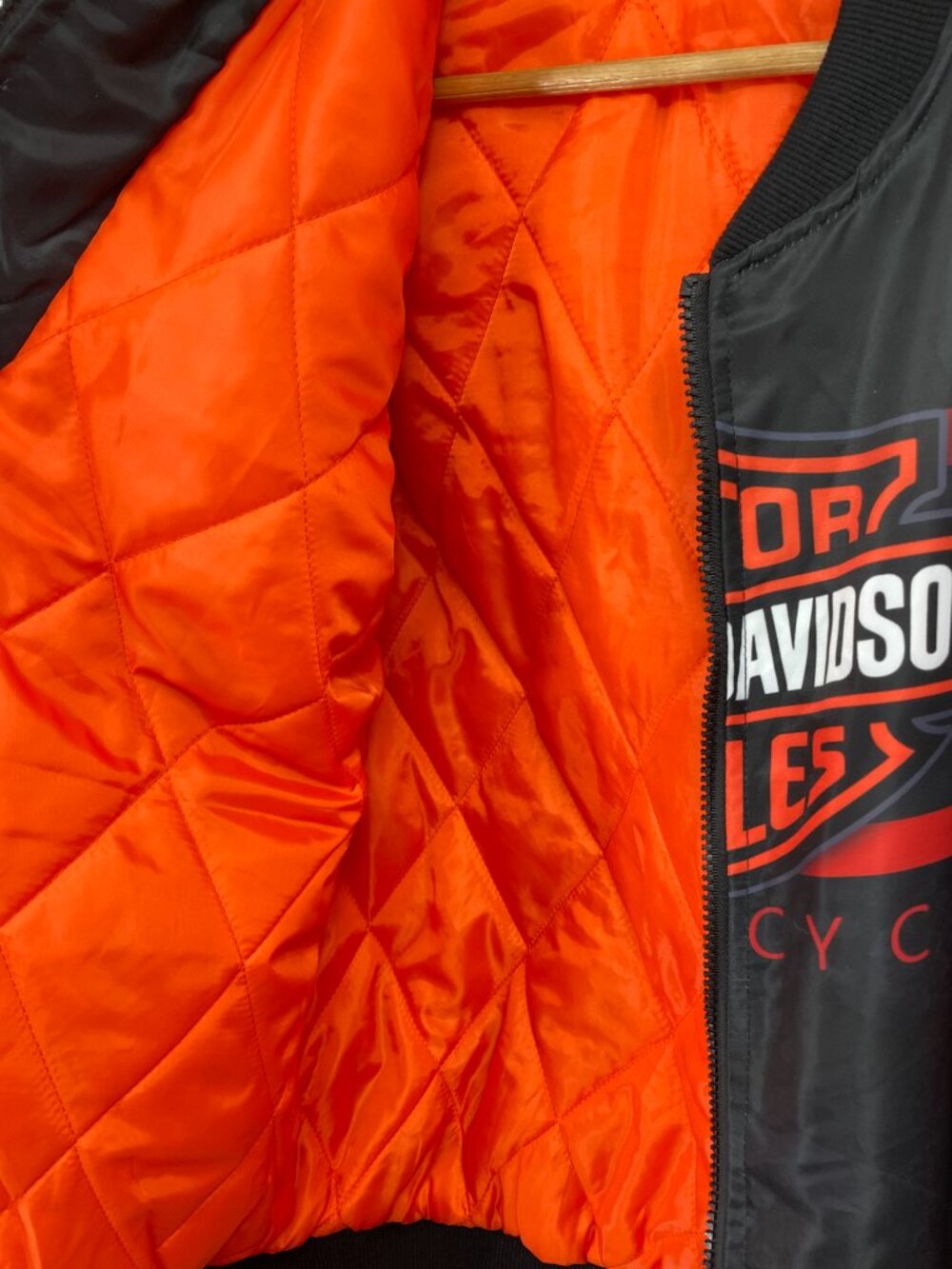 Harley-Davidson Men's Black & Orange Skull Back Bomber Jacket - Picture 6 of 11